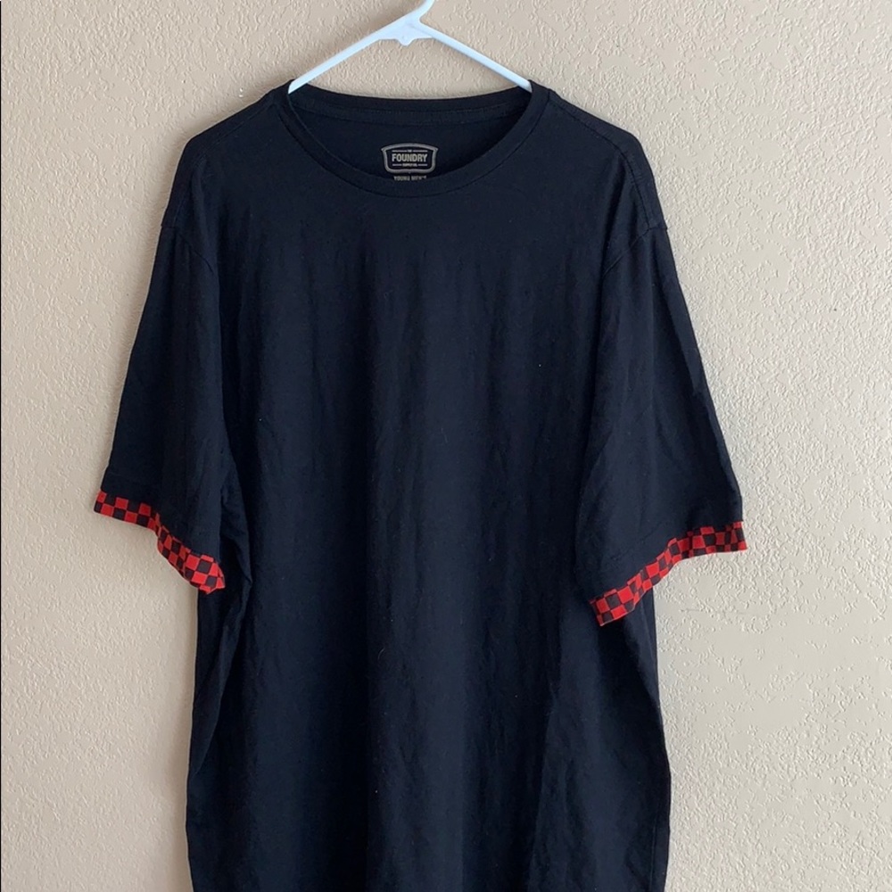 Red checkered tee